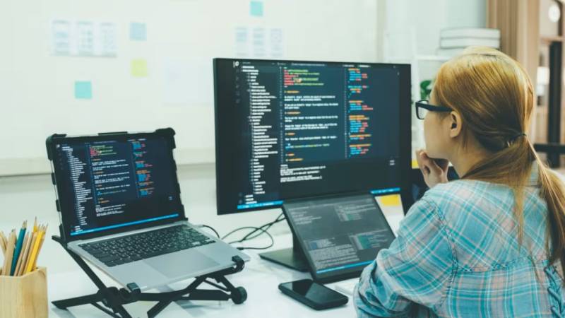 0到1产品孵化舱：泰顺县软件开发公司敏捷开发全流程支持